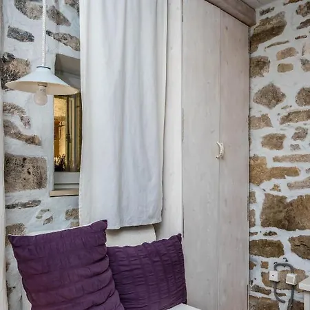 Apartament Febe *